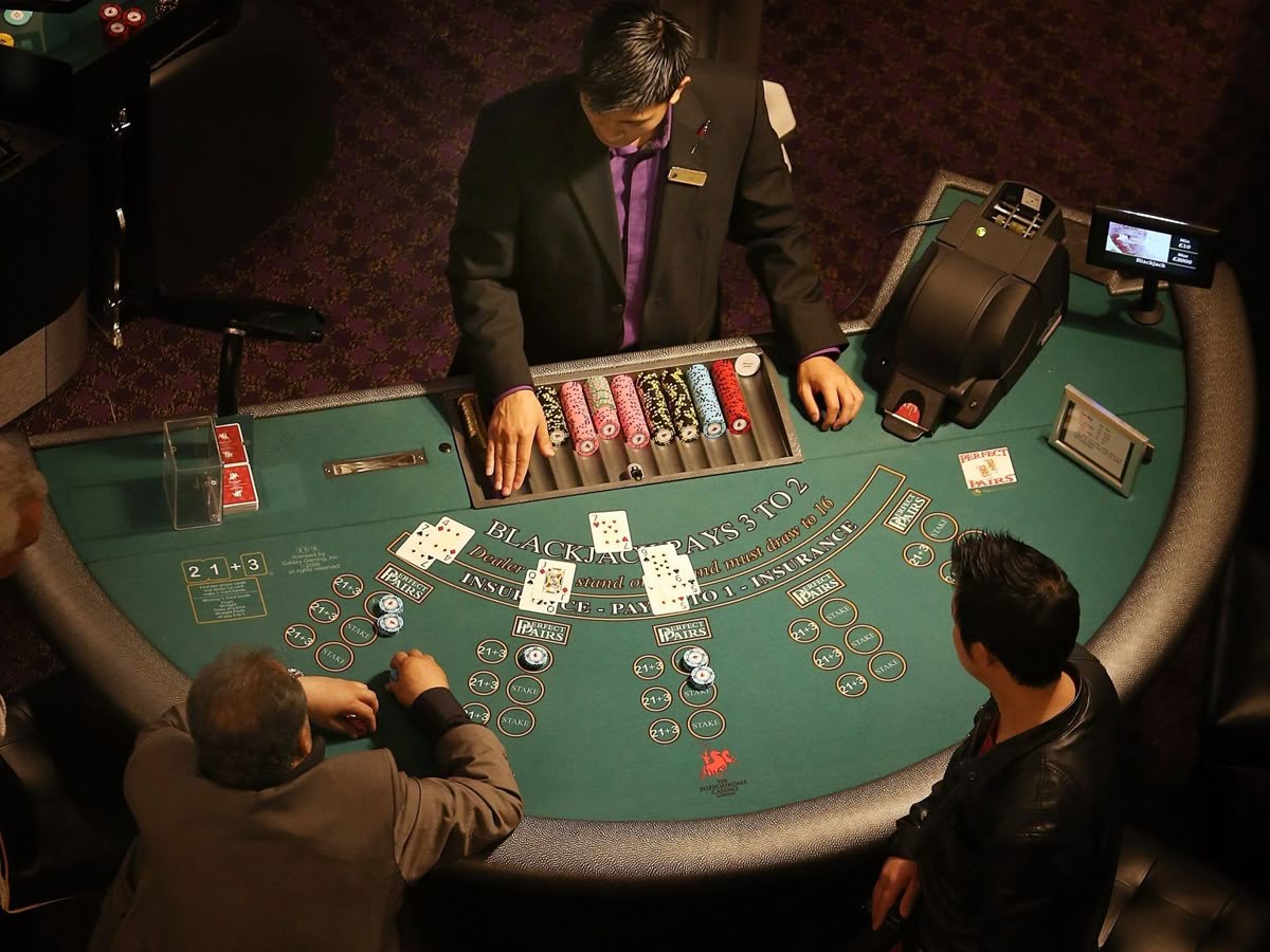 CRAZY 4 POKER کیسینو میں پوکر گیمز